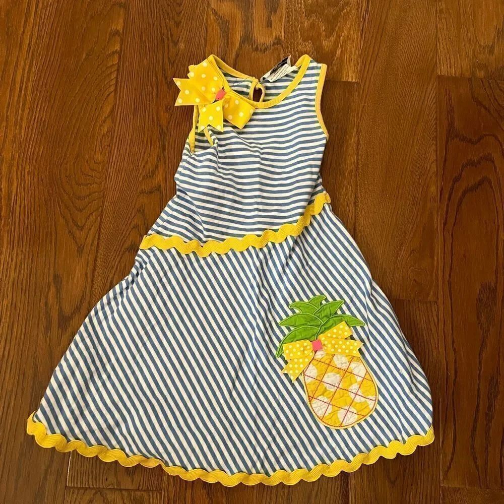Beautiful Rare Editions brand size 6x summer blue and white striped dress
